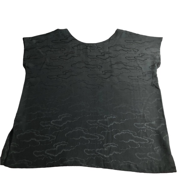 SHIRT - Women's H Look Black Silk Blouse With Subtle Cloud Pattern. Size Large. - Picture 13 of 13